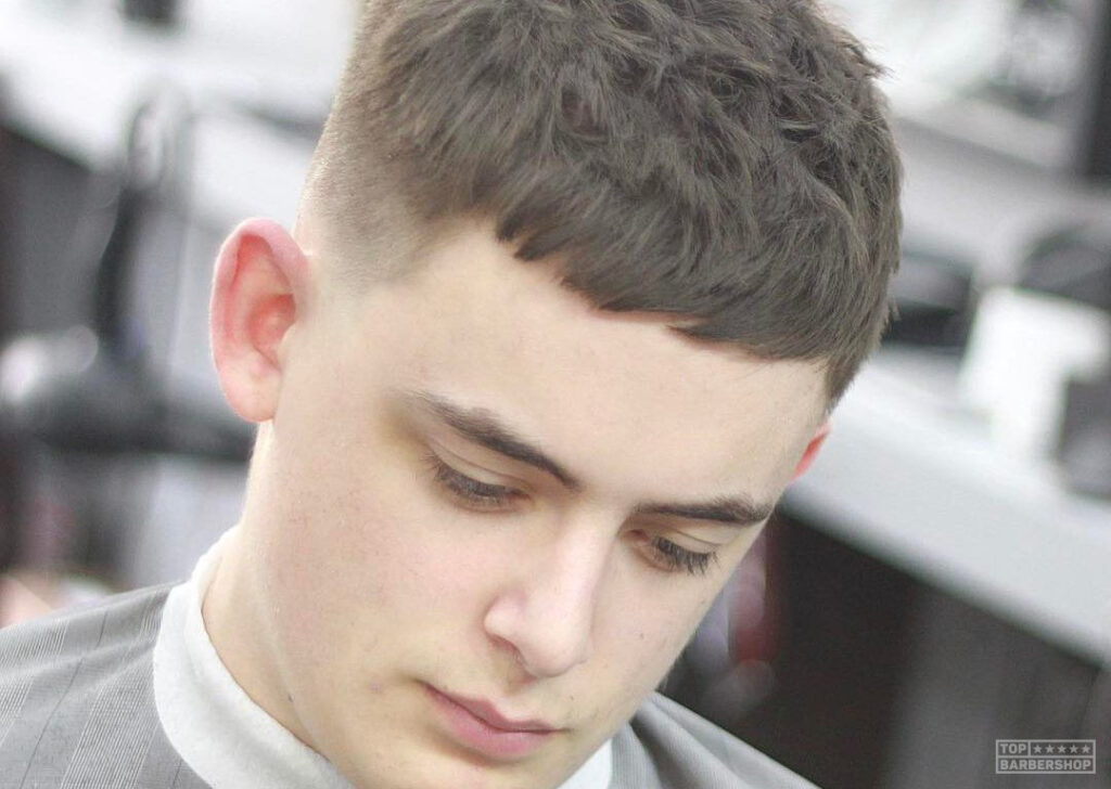 Фото 14 — Стрижка для мужчин, которые следят за последними трендами моды